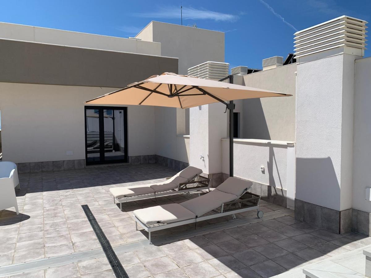 דירות הואלבה Penthouse With Wide Terrace Next To The Ocean מראה חיצוני תמונה