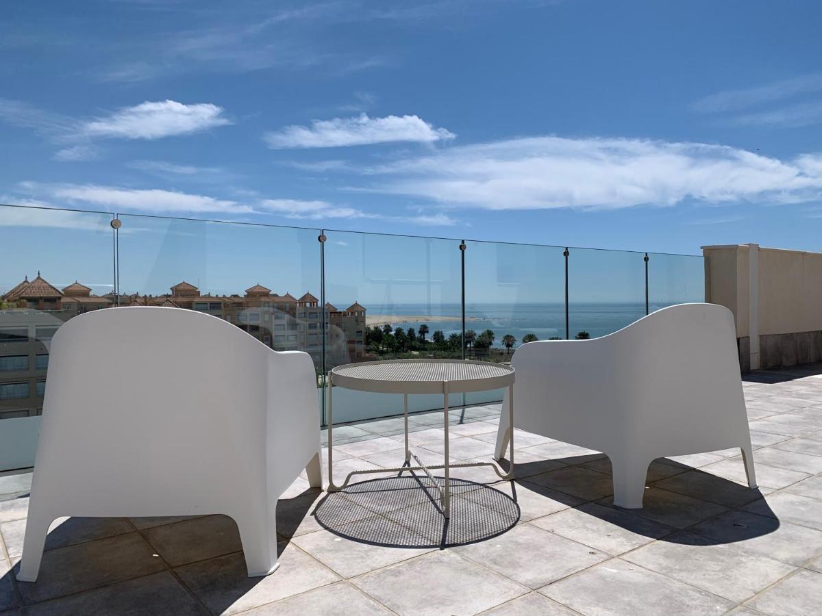 דירות הואלבה Penthouse With Wide Terrace Next To The Ocean מראה חיצוני תמונה